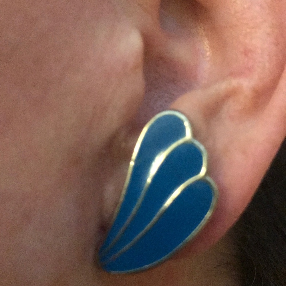 Easy wear Turquoise Enamel Clip on